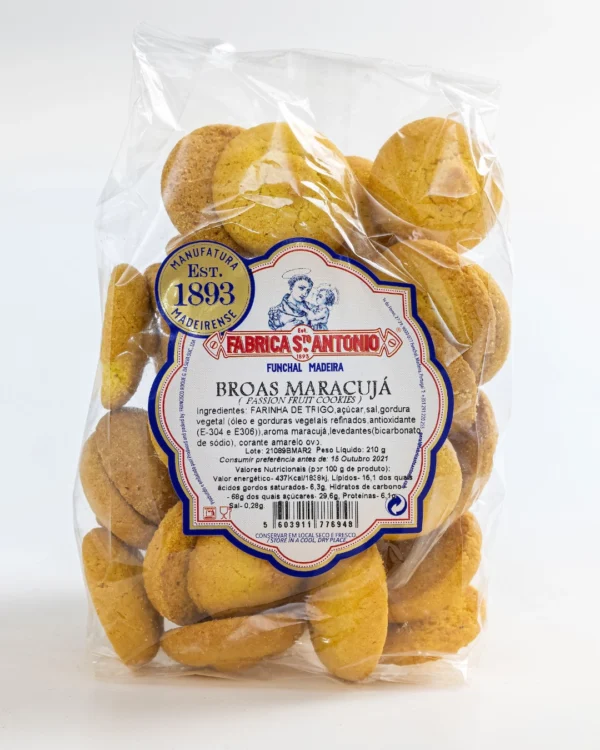 Broa de Maracujá, Fábrica Santo António, cor dourada, embaladas em saco transparente selado