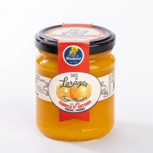 Doce de Laranja Fábrica Santo António, frasco de vidro com tampa preta, etiqueta com ilustração do fruto, cor laranja intenso